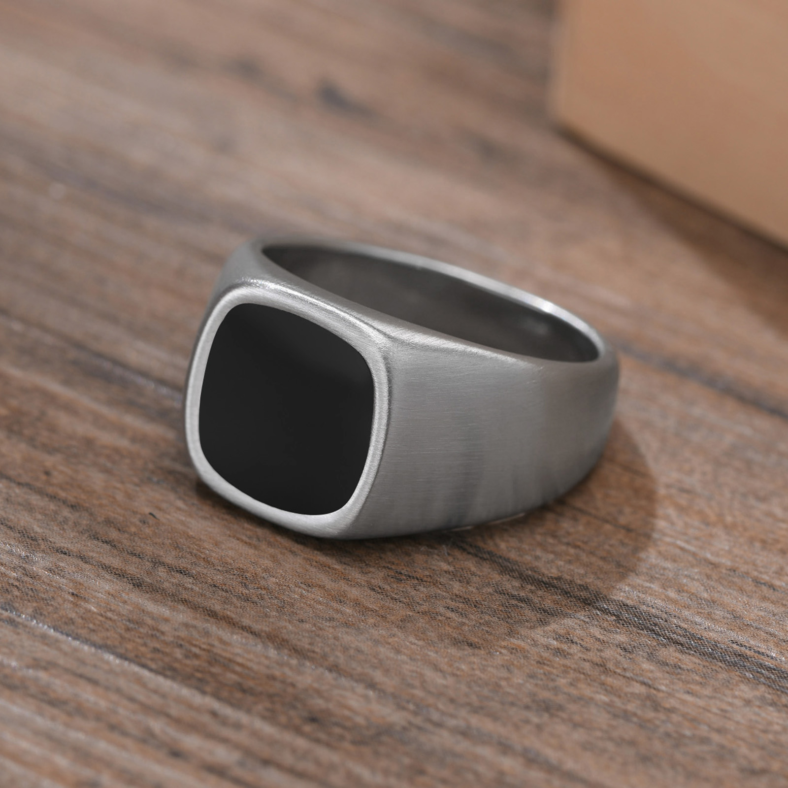 Мужское кольцо-значок из нержа – обзор и цена Signet Ring Men