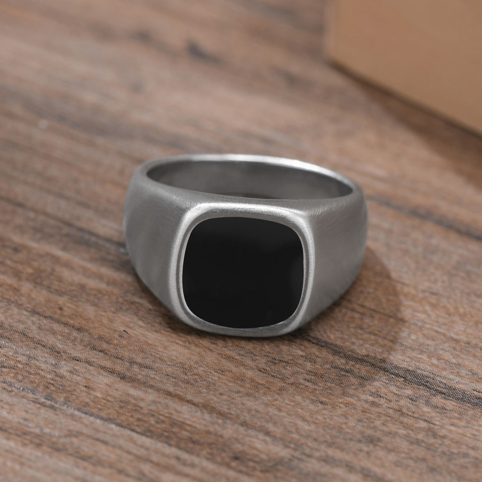 Мужское кольцо-значок из нержа – обзор и цена Signet Ring Men
