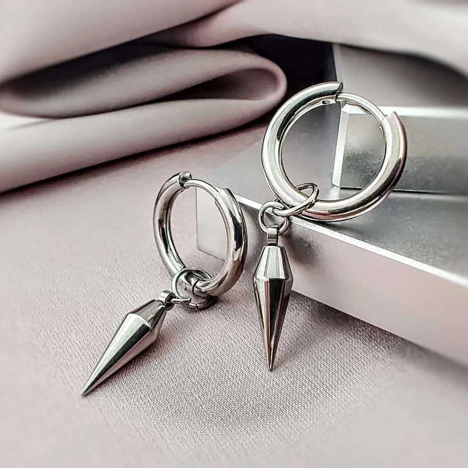 Серьги-гвоздики в стиле панк,  – обзор и цена Men Accessories Tips