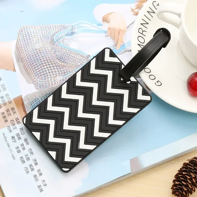 Геометрические багажные бирки  – обзор и цена Men Accessories Name