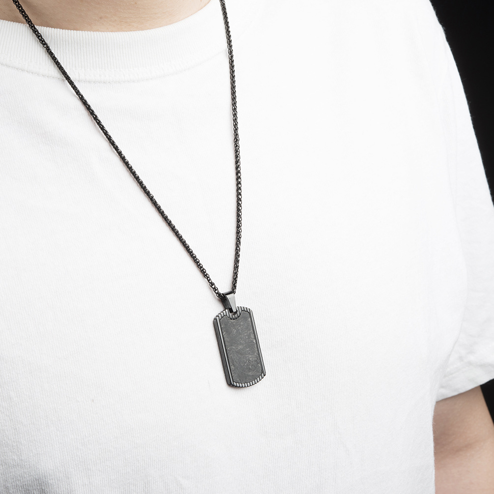 Кулон из углеродного волокна,  – обзор и цена Men Accessories List